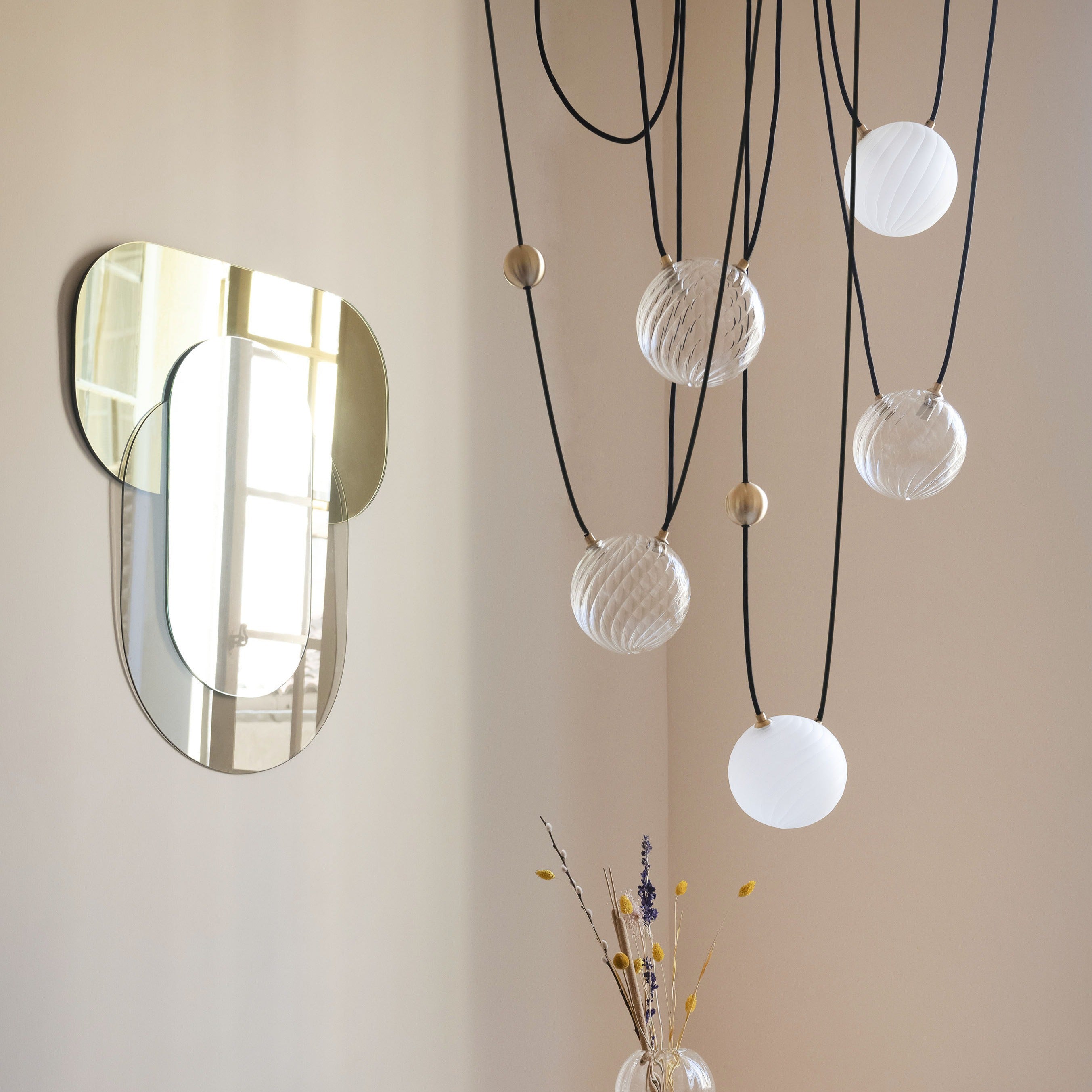 Beloio, suspension lumineuse