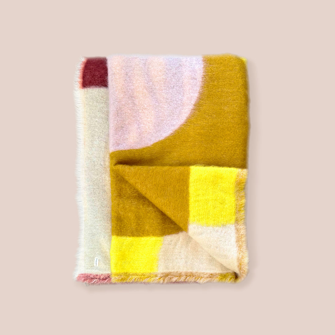 Cacho-fiò, mohair wool throw