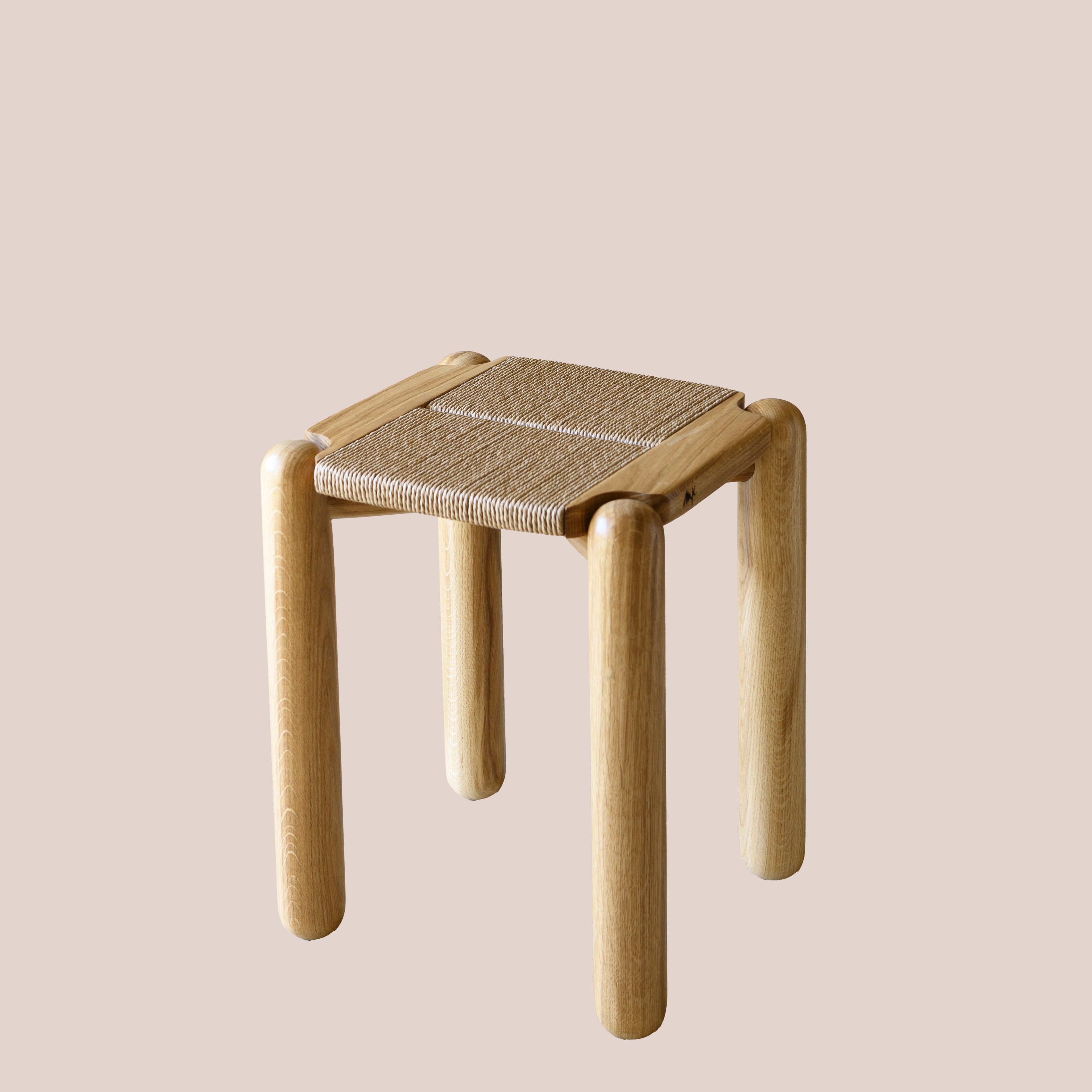 Mirèio, tabouret